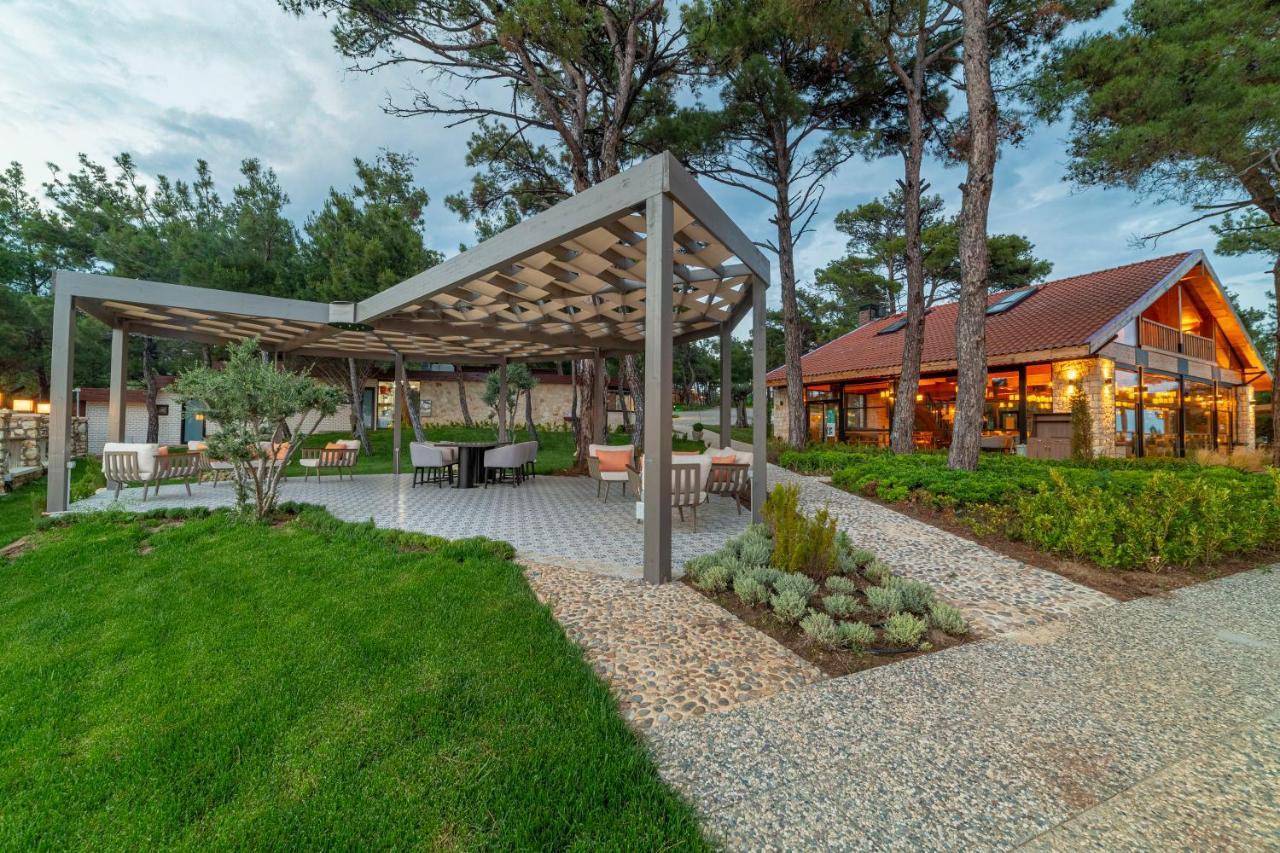 Mecidiye Marisstone Hotels מראה חיצוני תמונה